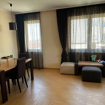Private In Majestic Apartmán