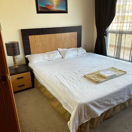 Private In Majestic Apartment